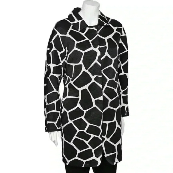 Max Mara Monochrome Printed Reversible Vada Coat, Size 6, Like New - Picture 4 of 12